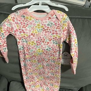 4 NWT baby girl gowns